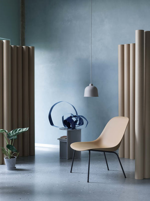 Fiber Lounge Chair / Tube Base